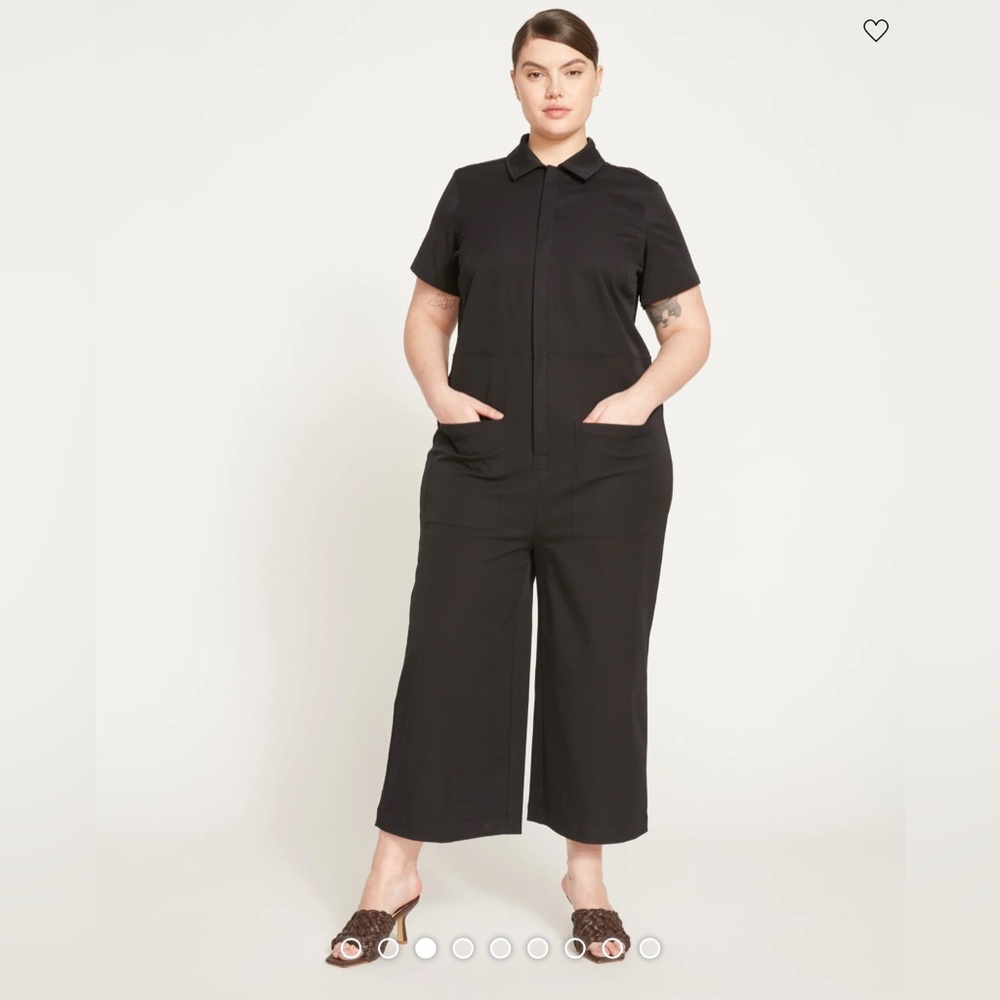 Universal Standard Kate Stretch Cotton Twill Jumpsuit
Black